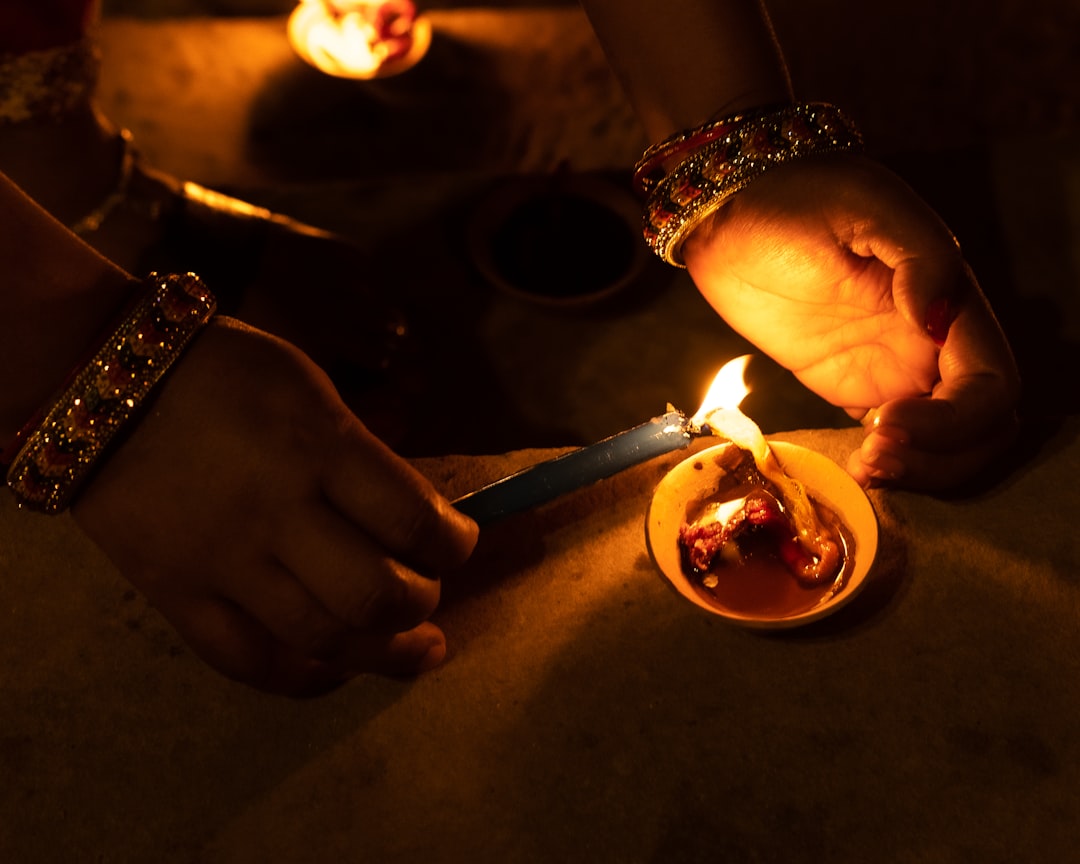 Karwa Chauth 2026 puja diya and traditional worship thali